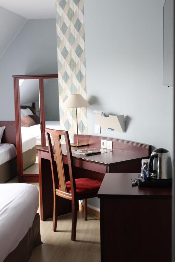 Hotel Crocus Caen Memorial Екстер'єр фото