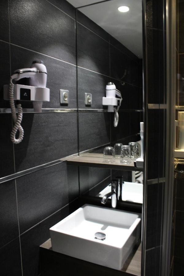 Hotel Crocus Caen Memorial Екстер'єр фото