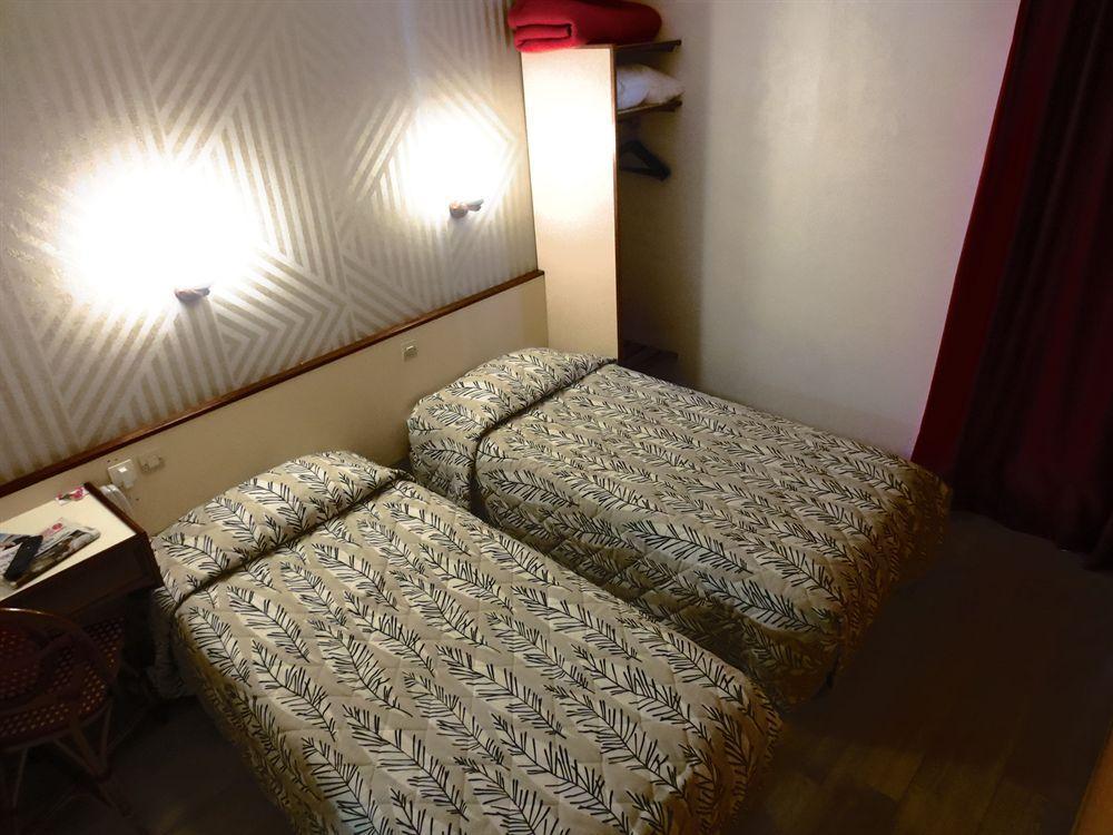 Hotel Crocus Caen Memorial Екстер'єр фото