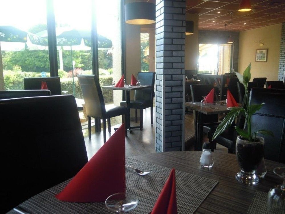 Hotel Crocus Caen Memorial Екстер'єр фото