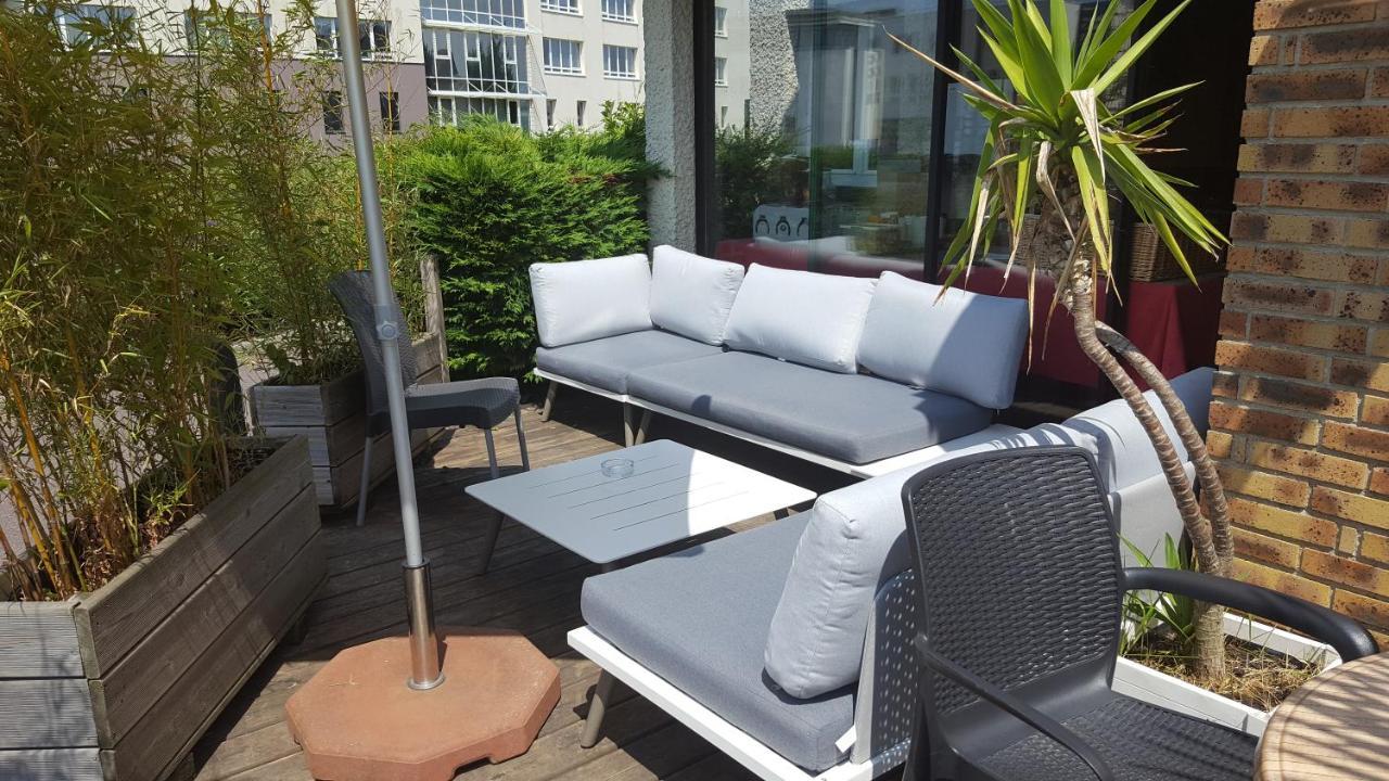 Hotel Crocus Caen Memorial Екстер'єр фото